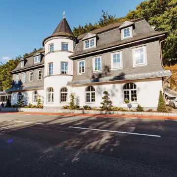 Schlosshotel Brilon-Wald - Hostel