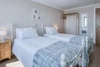 Waterfront 2 - 2 Bedroom Apartment - Wisemans Bridge - 4성급