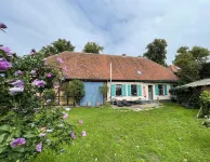 Former farmhouse with artistic ambience, sauna and whirlpool