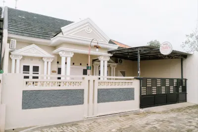 Homestay Zhafira Hotel dekat Hijrah store bener
