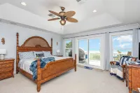 Sea Watch: 4B/4B Direct Oceanfront Home with Pool/Hot Tub
