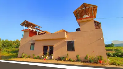 The MadhuNandan Hotels near Shiv Mandir