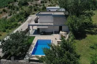 Seaview Villa with Pool-Hanja Hotels in 