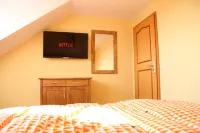 เฟเรียนเฮาส์ ลันเดสโครเนอ โรงแรมใกล้Max Planck Institute for the Physics of Complex Systems