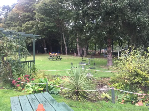 The Winchfield Inn Hotels in Hart District