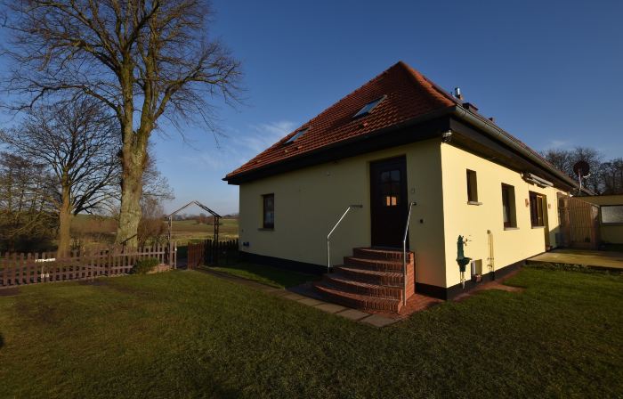 Hübsche Wohnung in Kröpelin Mit Eigener Terrasse