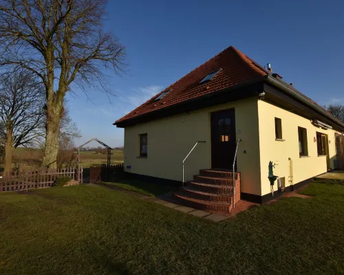 Hübsche Wohnung in Kröpelin Mit Eigener Terrasse Hotels in Kropelin