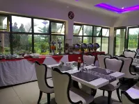 Golden Zambezi Lodge