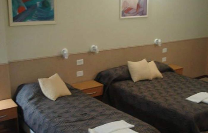 Cheltum Hotel