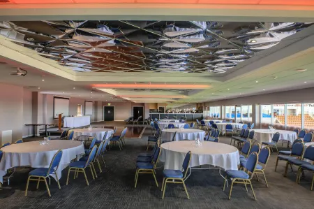 Blackpool Fc Hotel, Radisson Individuals