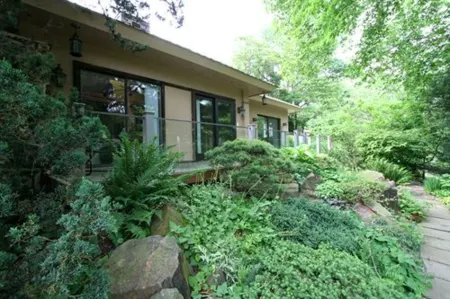 Alpenhof Bed and Breakfast