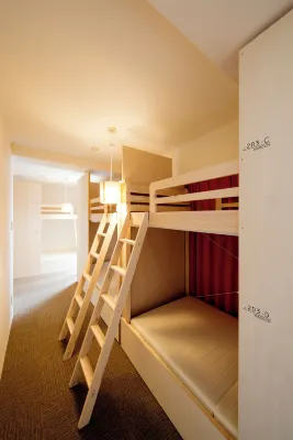Guesthouse TOHO Hotel a Meito Ward