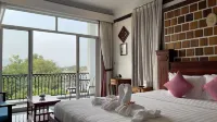 Kampot View Boutique Hotel a 