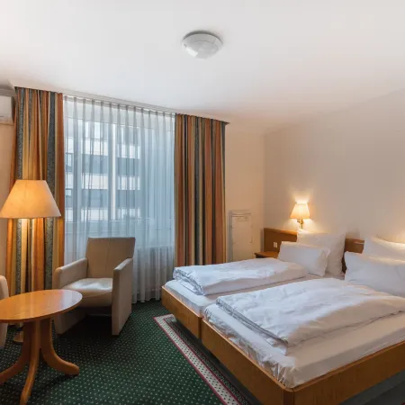 Hotel Belmont Classic