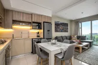 The Tyrwhitt Unit 308