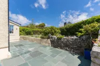 Windy Ridge Cottage - 5 Bedroom Holiday Home - Oxwich - Beach