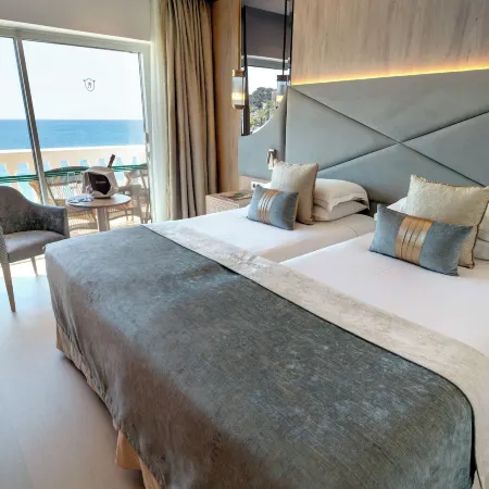 Hotel Nixe Palace Отели рядом с достопримечательностью «Дворец Маривент»