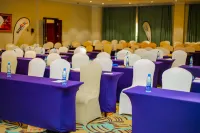 The Grand Palace Hotel