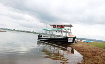 Red Earth Kabini