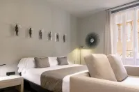 더 발렌티아 커시드럴