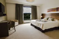 Fuente Mayor Hotel & Casino Hotels in Vista Flores