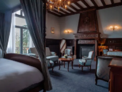 邦東斯古堡酒店 拉費泰蘇茹瓦爾酒店