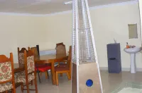 Bells Guest House Hotel a Ol Kalou