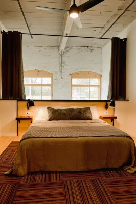 Loom Room Retreat Hotel a Dalton