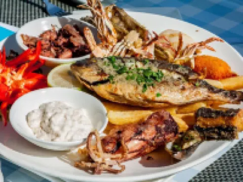 Villa Chrystalla Large Private Pool Walk to Beach Sea Views A C Wifi - 2186 Hotels in Neokhorio