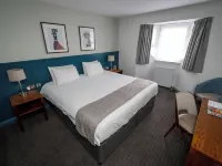 The Caledonian Hotel Hotels in Leven