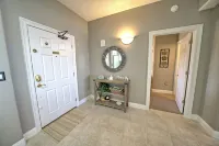 Stylish Oceanfront Condo with Beach and Picnic Area Access - Unit 1706 by RedAwning