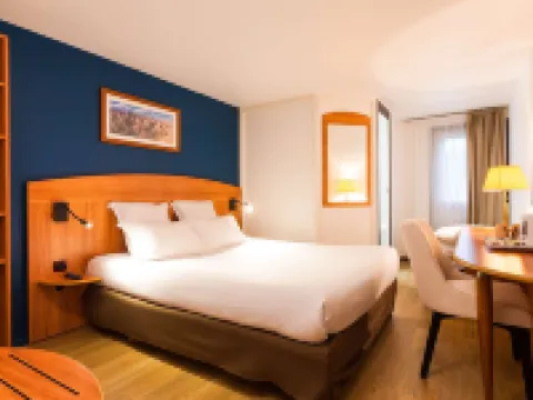 Comfort Hotel Evreux Hotels in Evreux