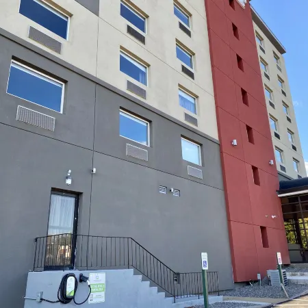 Best Western Plus Landmark Inn