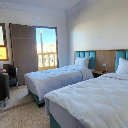Hotel nakhil dak