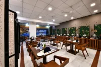 Click White House Residency, Vadodara - Desayuno