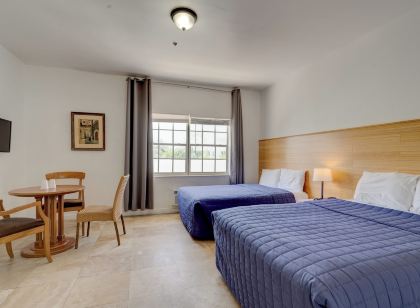 James Hotel