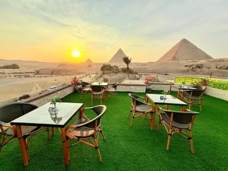 Seven Pyramids View Inn Отели рядом с достопримечательностью «Большой сфинкс»