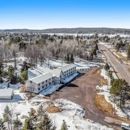 Snow Chasers Lodge