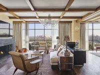 Bowie House, Auberge Collection