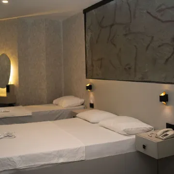 Cali Royal Otel