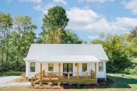 Cottages at Julep Farms Hotels in Dillard