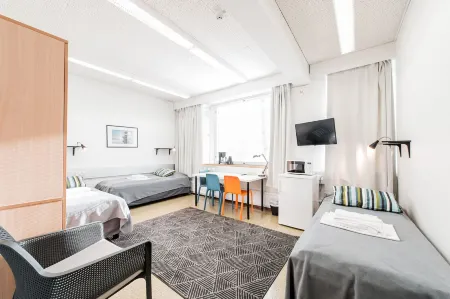 Forenom Hostel Espoo Otaniemi Отели рядом с достопримечательностью «Aalto University School of Chemical Engineering»