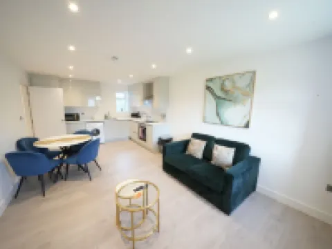 Heathrow Charge and Go Hotels in Stanwell