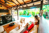 Alanta Pool Villa - Private Pools