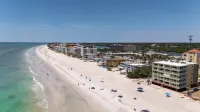 SALE! Shell Suite at Casa Gia Pool/Hot tub Open Beach Front on Indian Shores