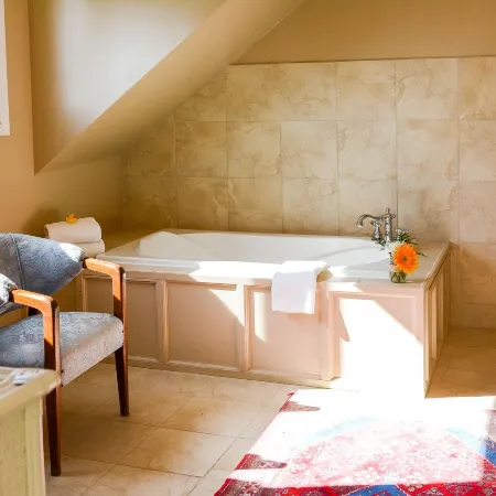 Dashwood Manor Seaside Bed & Breakfast