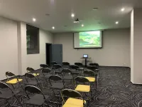 Parkhotel Carlsbad Inn Hotels in Ostrov