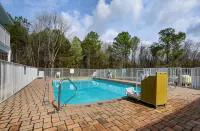 Motel 6 Chattanooga, TN - Kolam Renang