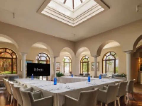 B Bou Hotel la Viñuela & Spa Hotels in Vinuela
