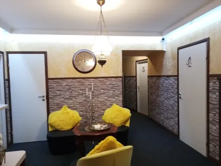 Zinc Old Town Hostel Tallinn Отели рядом с достопримечательностью «Переулок Святой Катарины»